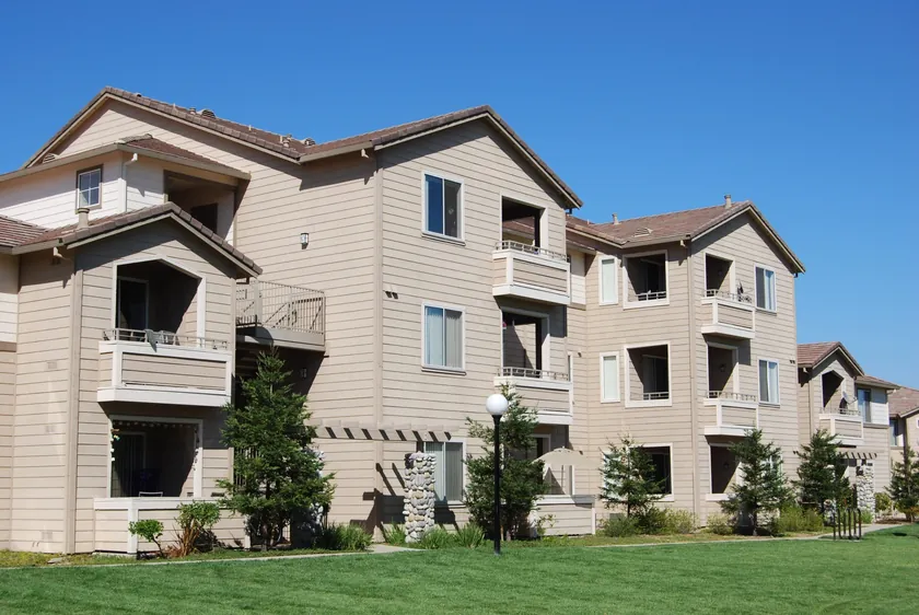 Class B garden-style multifamily property